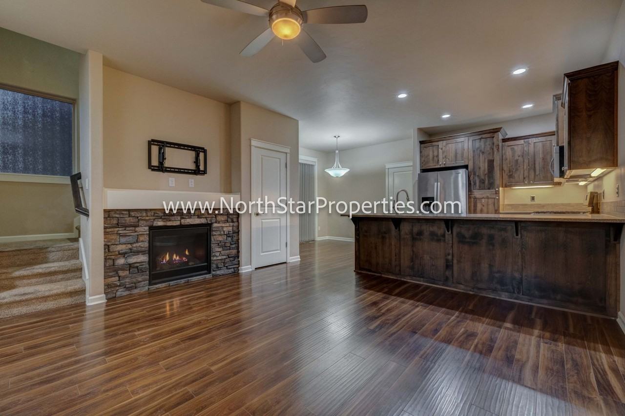 20916 High Desert Ln - Photo 6 of 23