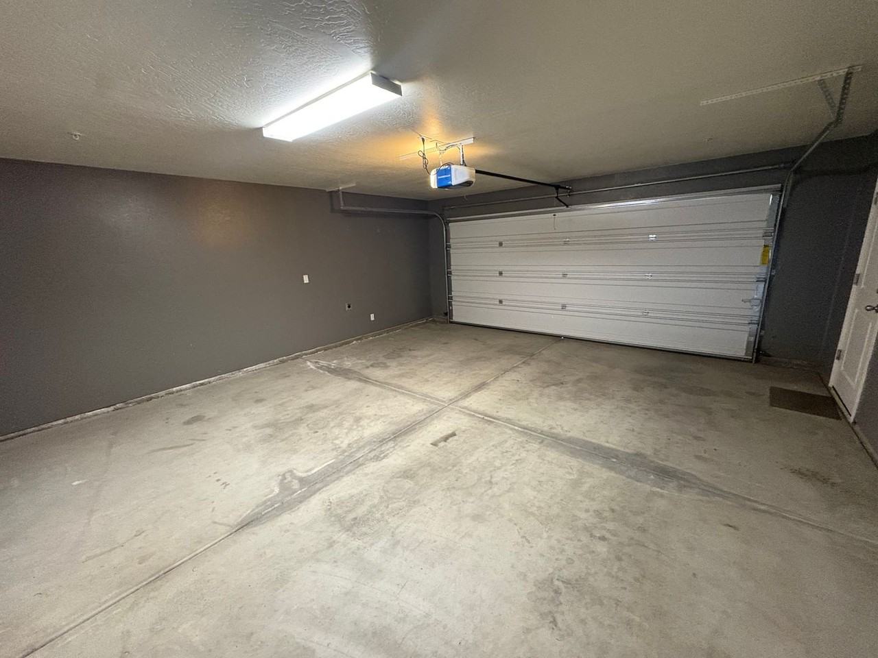 2113 N Highland St - Photo 4 of 26