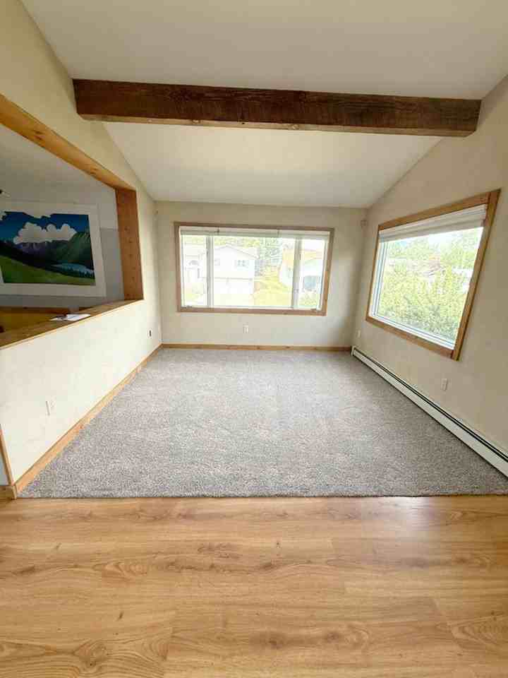 1116 S Pinecrest Dr - Photo 3 of 20