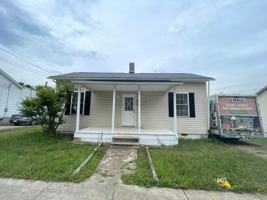 featured image of 17 Laurel Ave