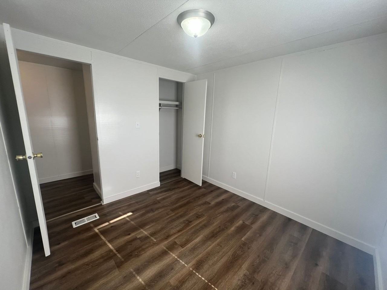 3405 Cesar Chavez Dr - Photo 5 of 22