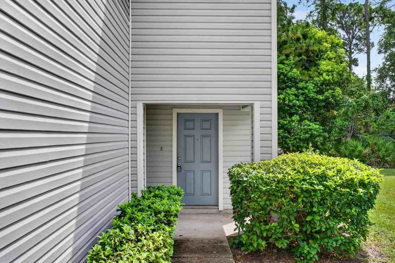 12359 Mangrove Forest Ct - Photo 4 of 31