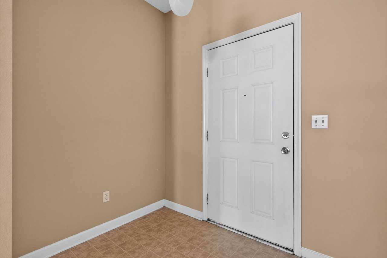 12359 Mangrove Forest Ct - Photo 5 of 31