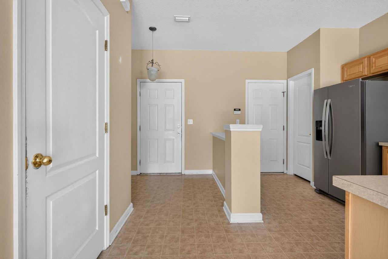 12359 Mangrove Forest Ct - Photo 7 of 31