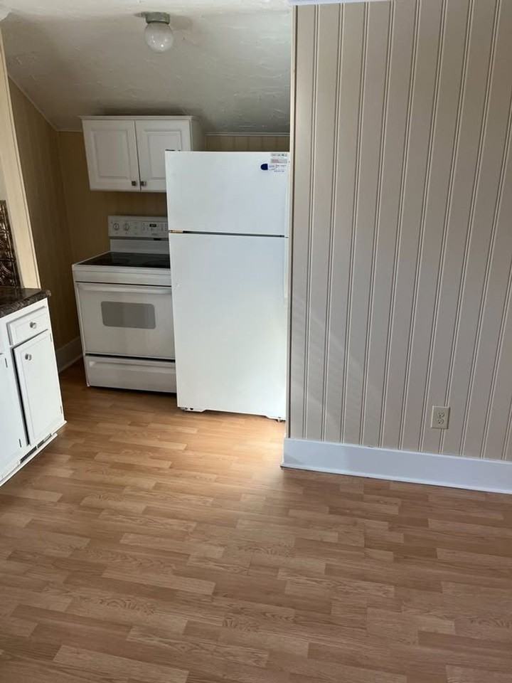 20465 Langford Way - Photo 2 of 10