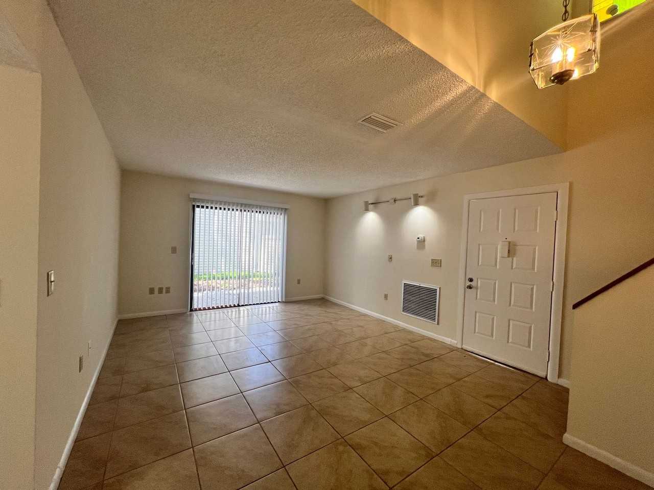 3583 Raintree Cir - Photo 5 of 25