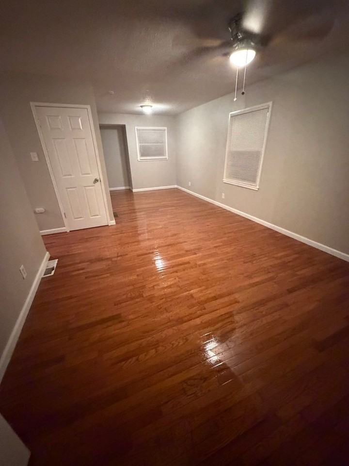 334 Crawford Rd - Photo 2 of 13