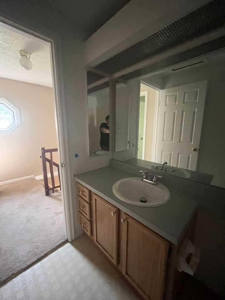 71 Broxbourne Dr - Photo 7 of 24