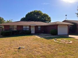 featured image of 705 W Louisa Ave