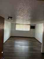 featured image of 1720 N Grandview Ln