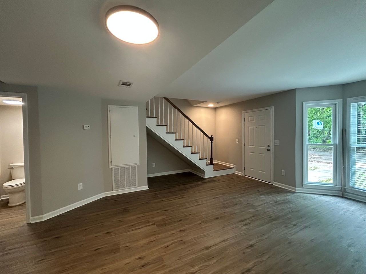 542 Greentree Ter - Photo 4 of 22
