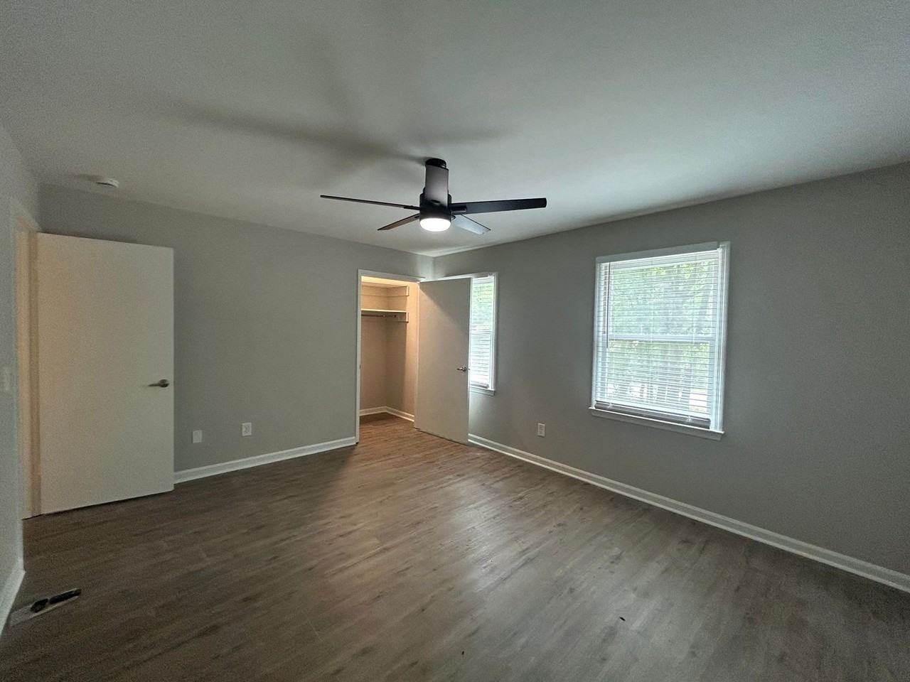 542 Greentree Ter - Photo 4 of 18