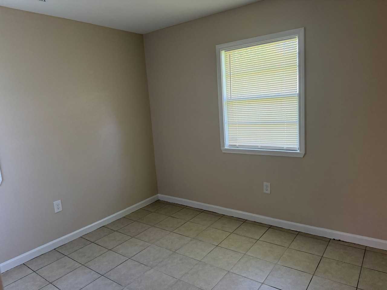6740 Ozark St - Photo 5 of 13