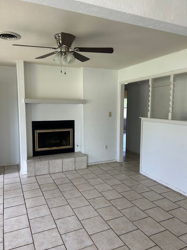 829 Maple Shade Rd - Photo 2 of 13
