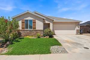 featured image of 2877 Ukonom Dr