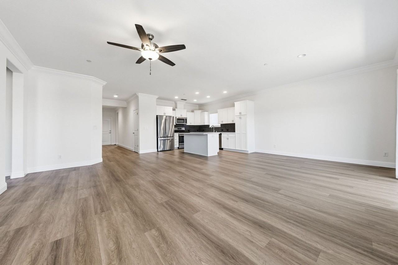 2877 Ukonom Dr - Photo 6 of 24