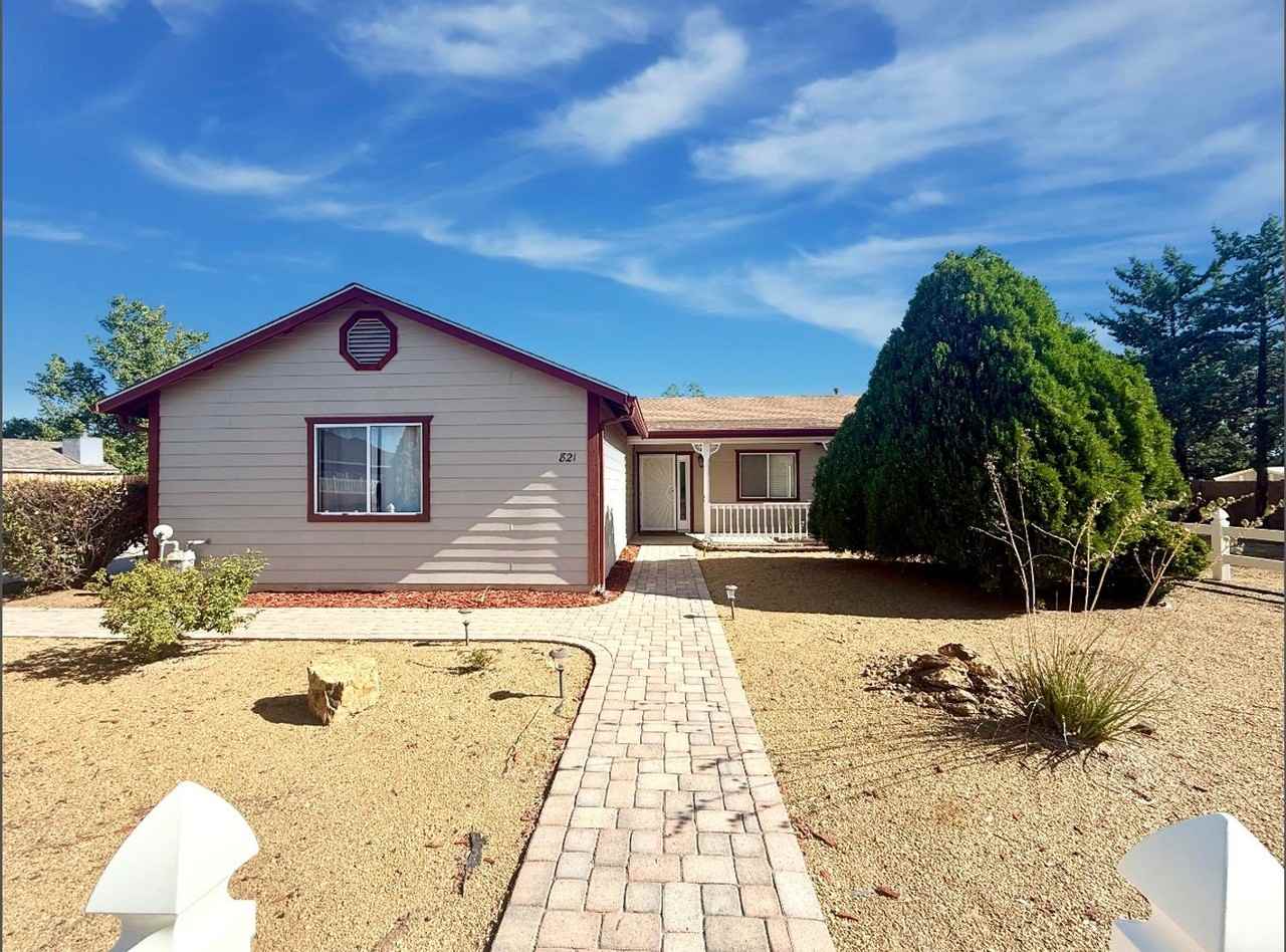 821 Village Cir - Photo 4 of 26