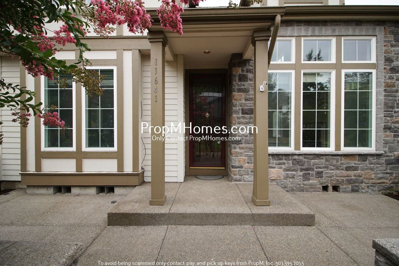 11641 11641 SW Grenoble Street - NEW PROPERTY - Photo 2 of 34
