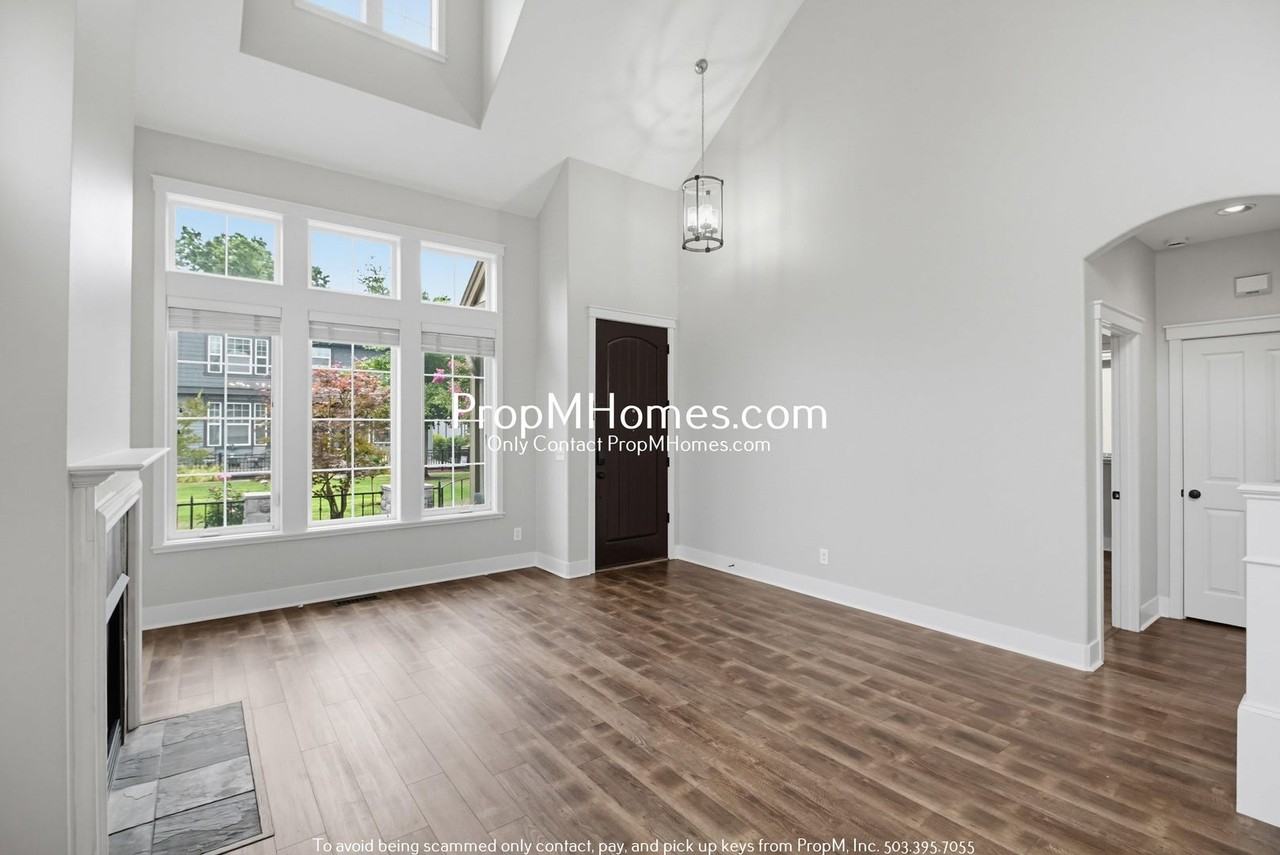 11641 11641 SW Grenoble Street - NEW PROPERTY - Photo 3 of 34