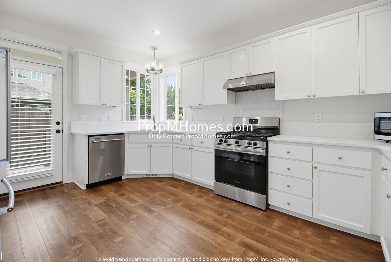 11641 11641 SW Grenoble Street - NEW PROPERTY - Photo 7 of 34