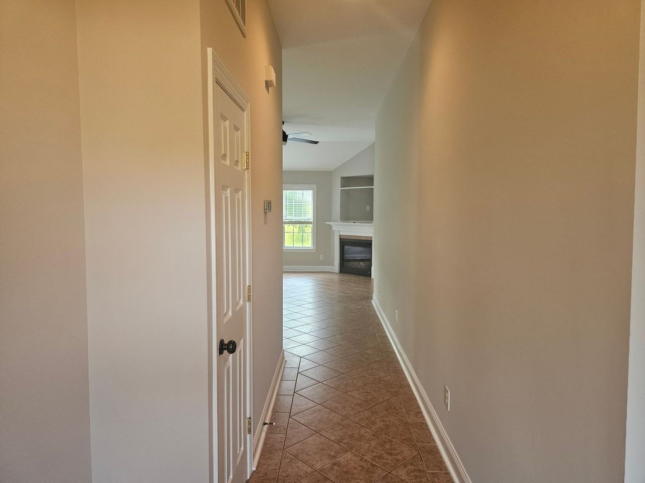 502D Castle Bay Dr - Photo 4 of 24