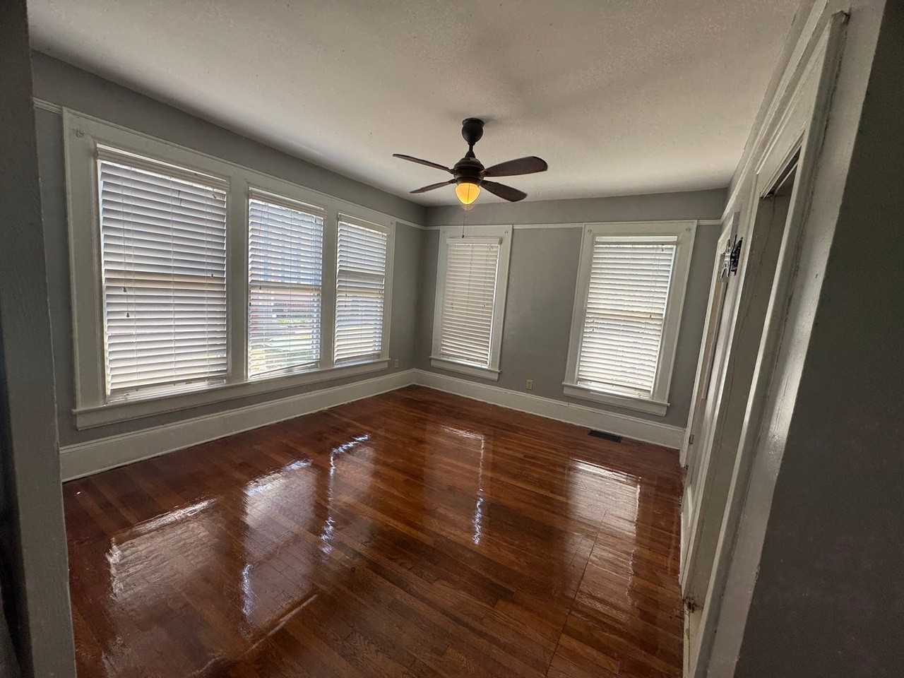 1818 Saint Charles Ave - Photo 7 of 9