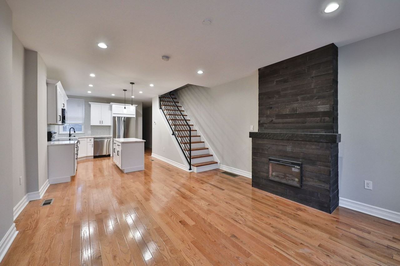 1812 N Croskey St - Photo 6 of 24