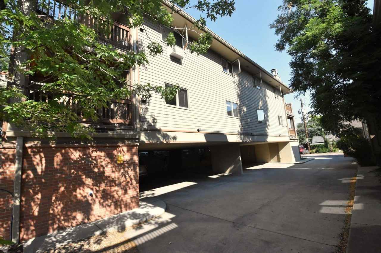 1921 Walnut St - Photo 2 of 6