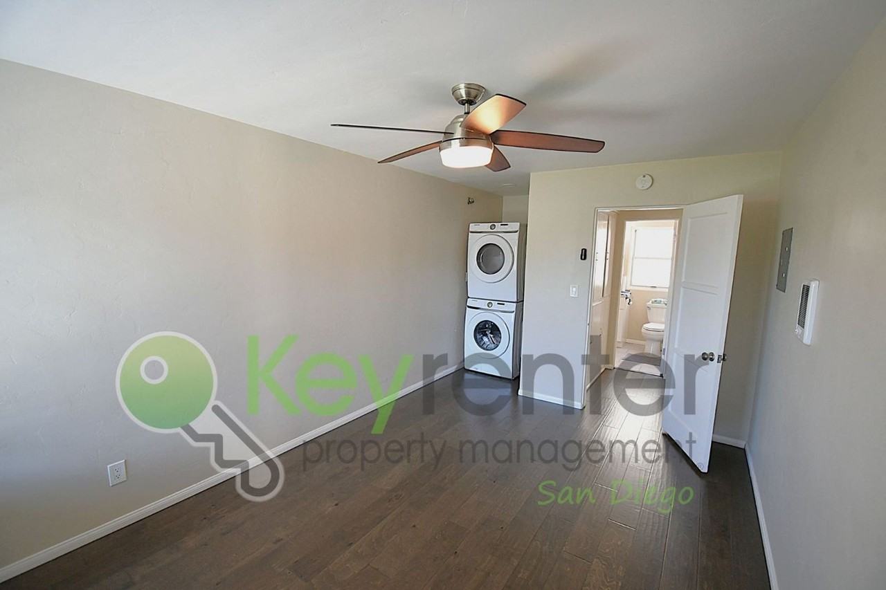 4517 55th St - Photo 6 of 20