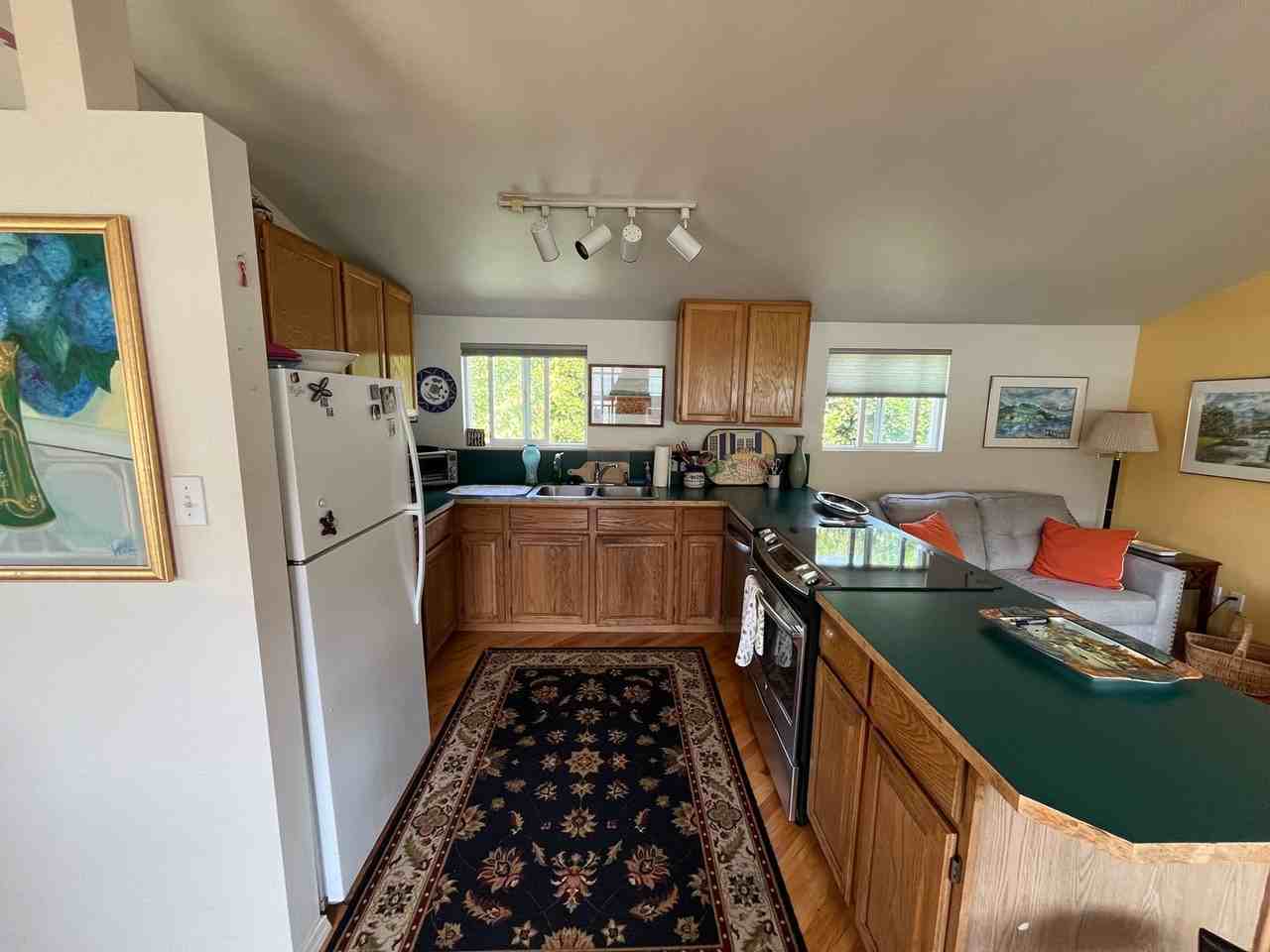 18948 Sulfur Springs Rd - Photo 4 of 13