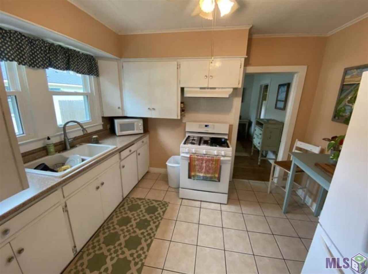 145 Ray St - Photo 5 of 12