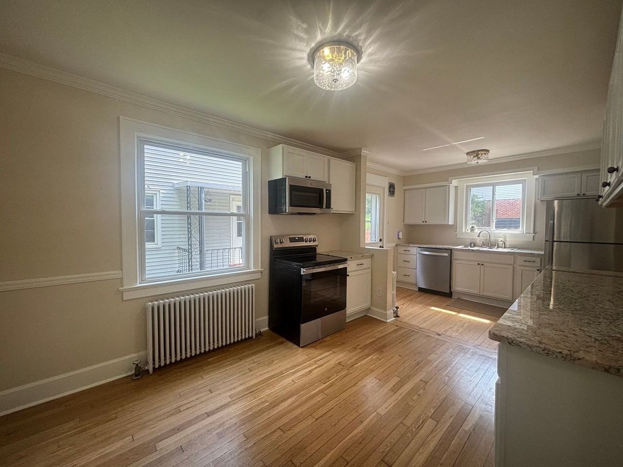 1206 Federal St - Photo 4 of 12