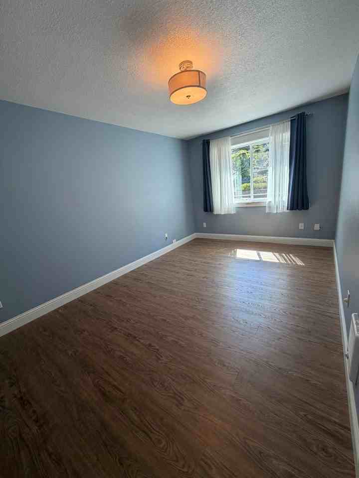 3521 Harrison Ave - Photo 7 of 16