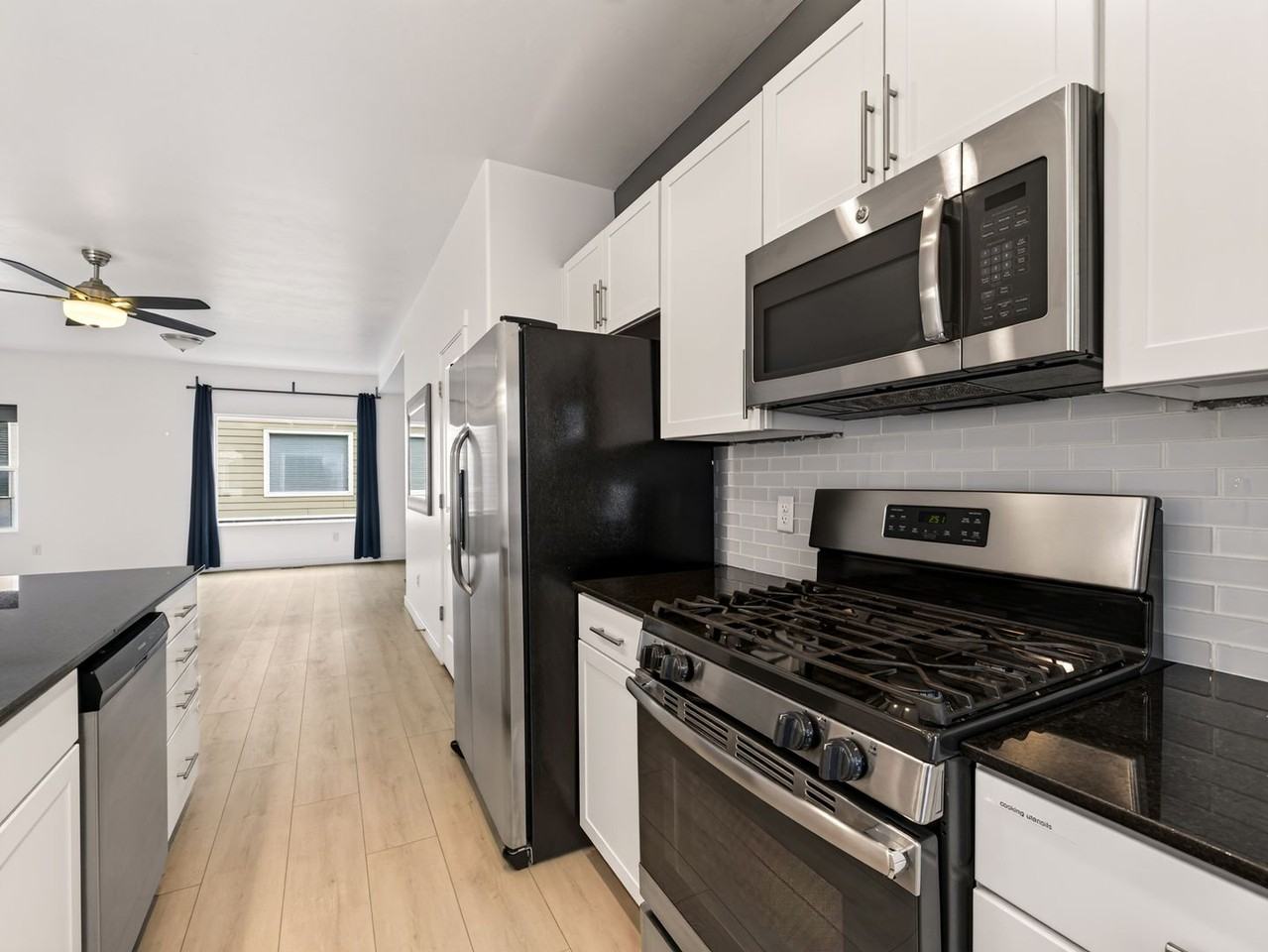 14720 S Rising Star Way - Photo 7 of 37