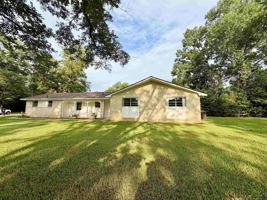 featured image of 533 Lake Joy Rd