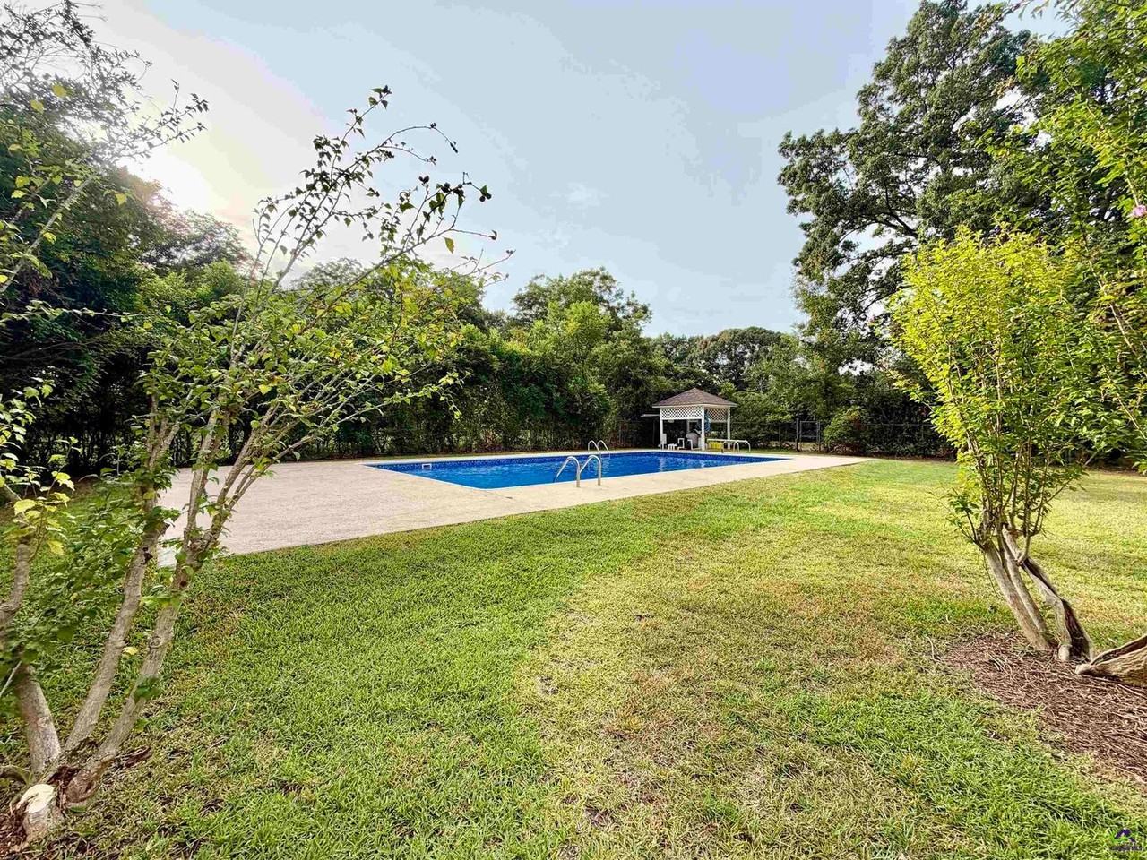 533 Lake Joy Rd - Photo 6 of 42