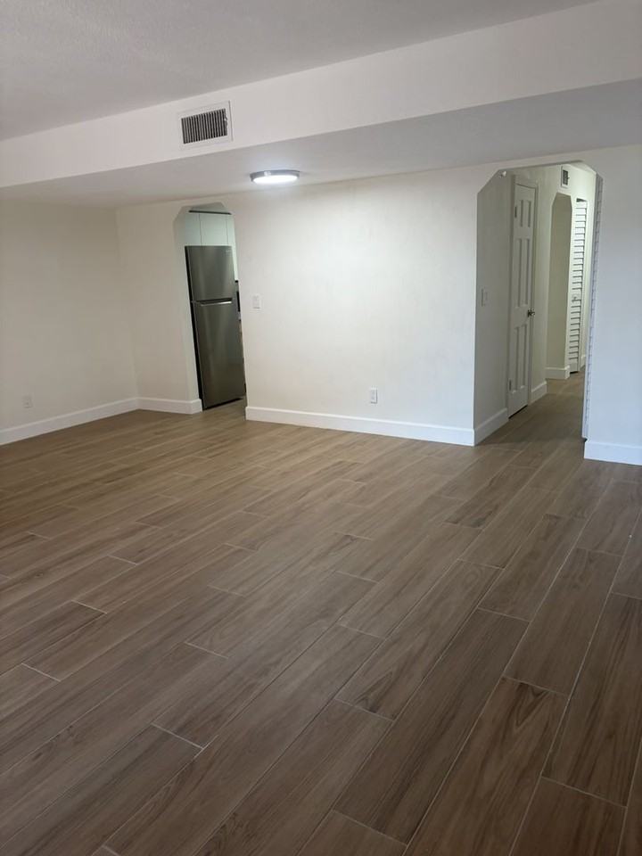 2250 S Palmetto Ave #H24 - Photo 5 of 18