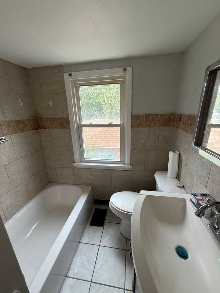 9066 Pallardy Ln - Photo 6 of 27