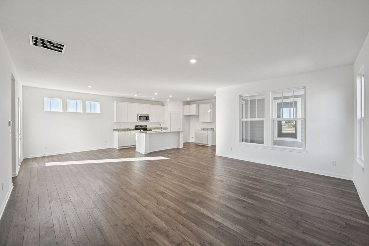 2686 Prism Way - Photo 4 of 32