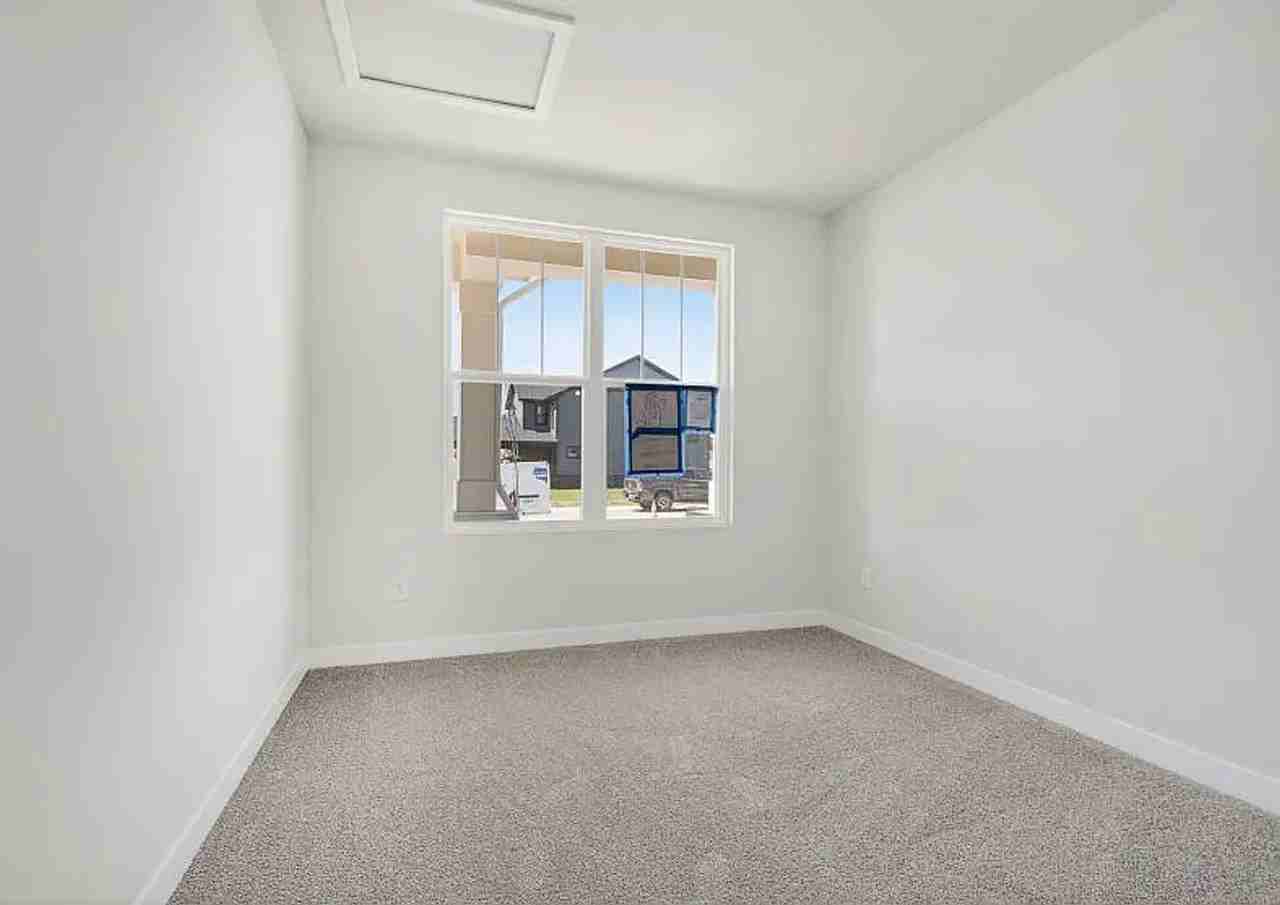 2651 Pearson Pkwy - Photo 4 of 31