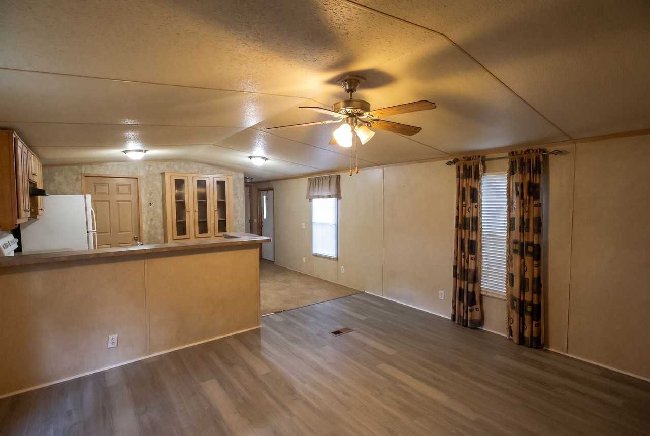 6626 Moss Rose Dr - Photo 4 of 11