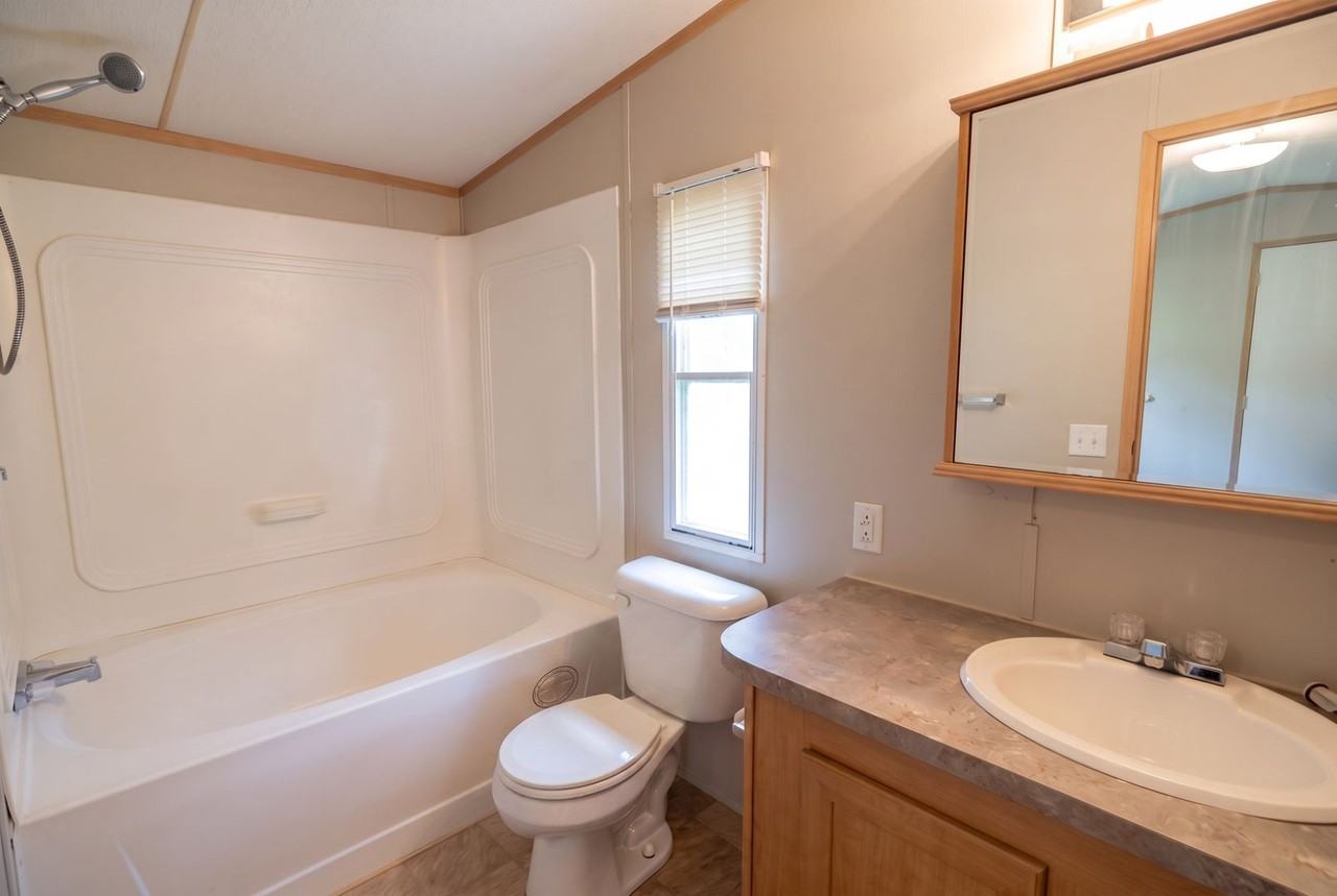 6626 Moss Rose Dr - Photo 6 of 11