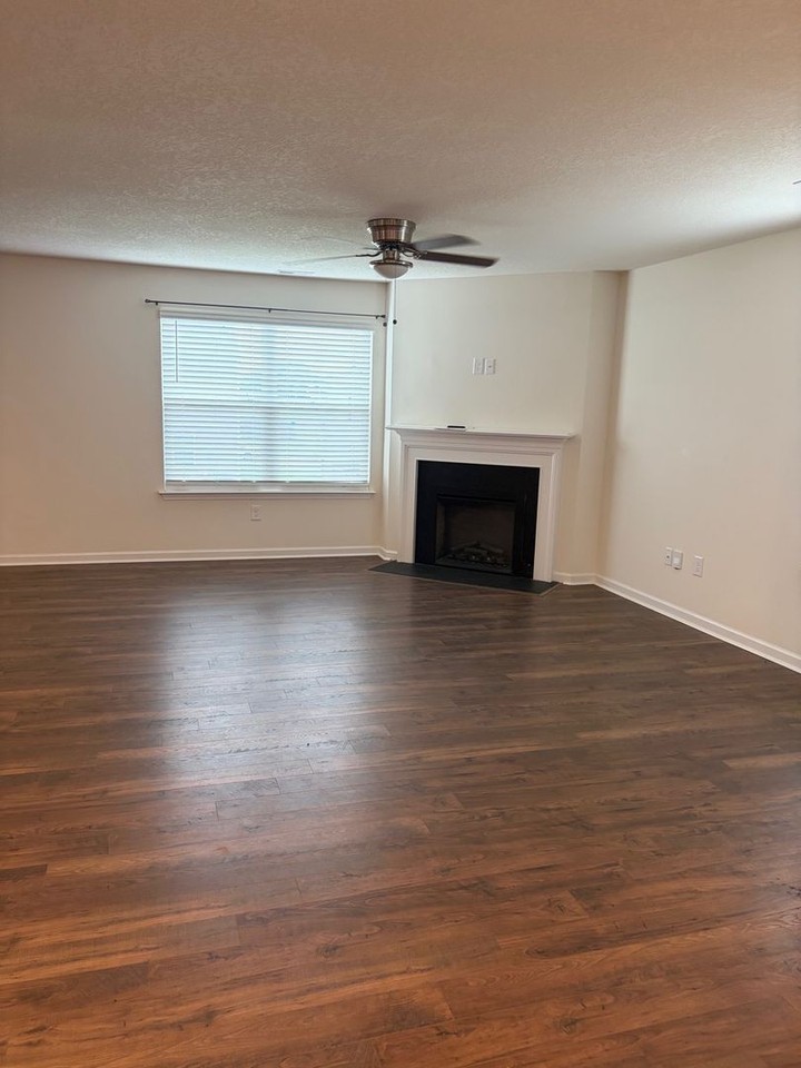 2320 Beacon Rd - Photo 3 of 34