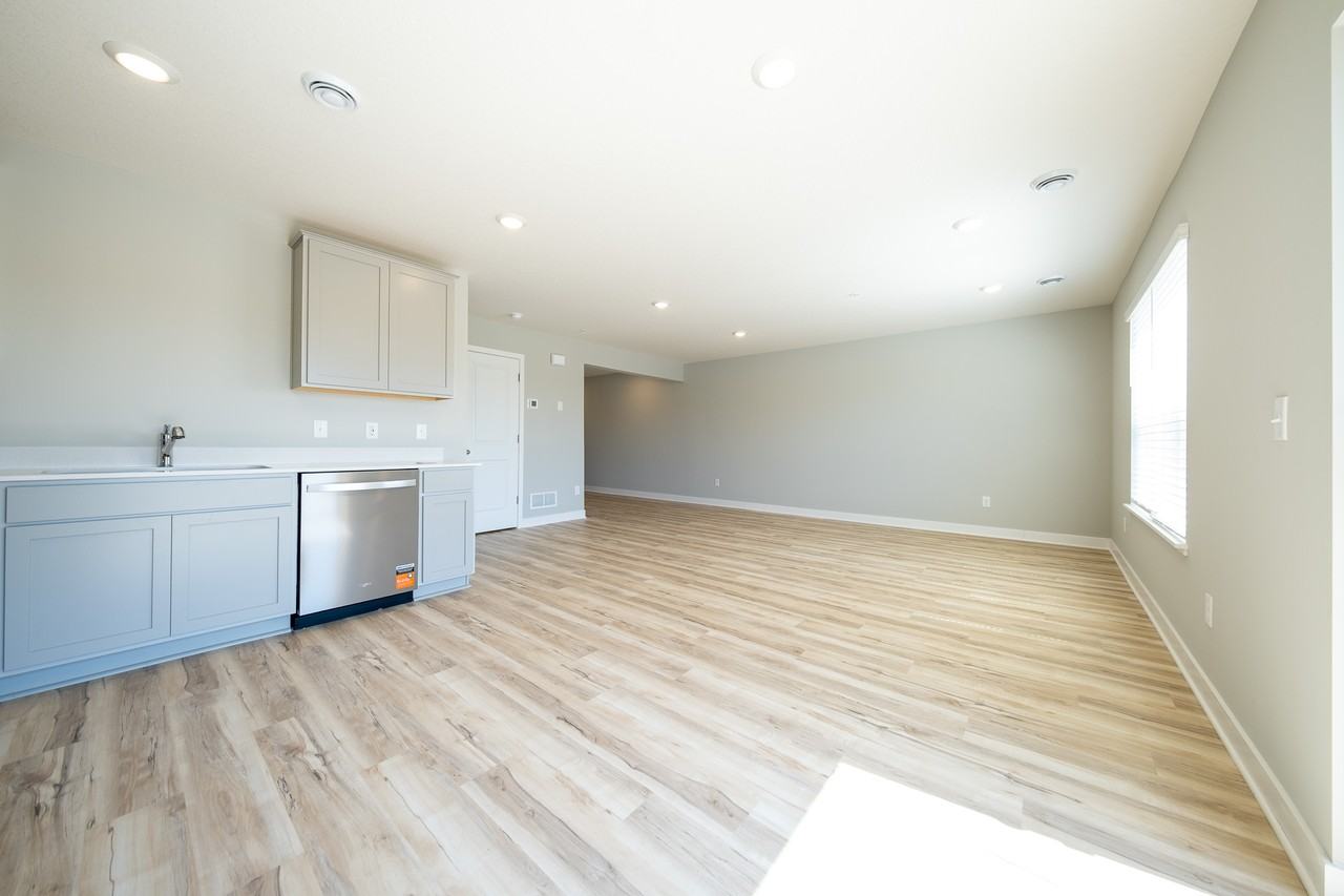 17579 Driscoll Pl #1 - Photo 7 of 41