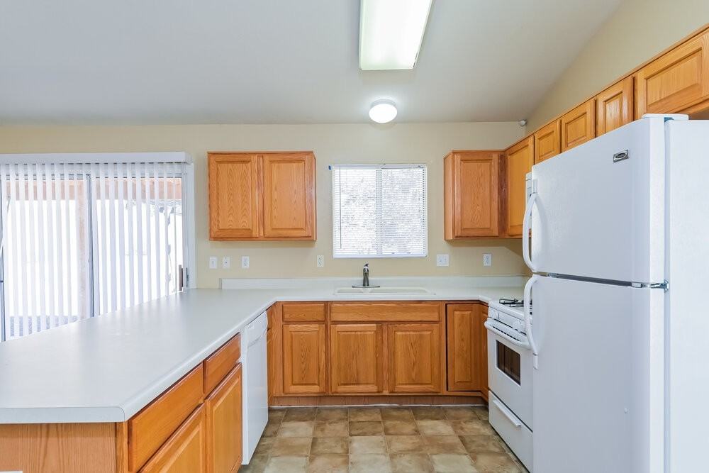 9617 E Paseo Juan Tabo - Photo 6 of 16