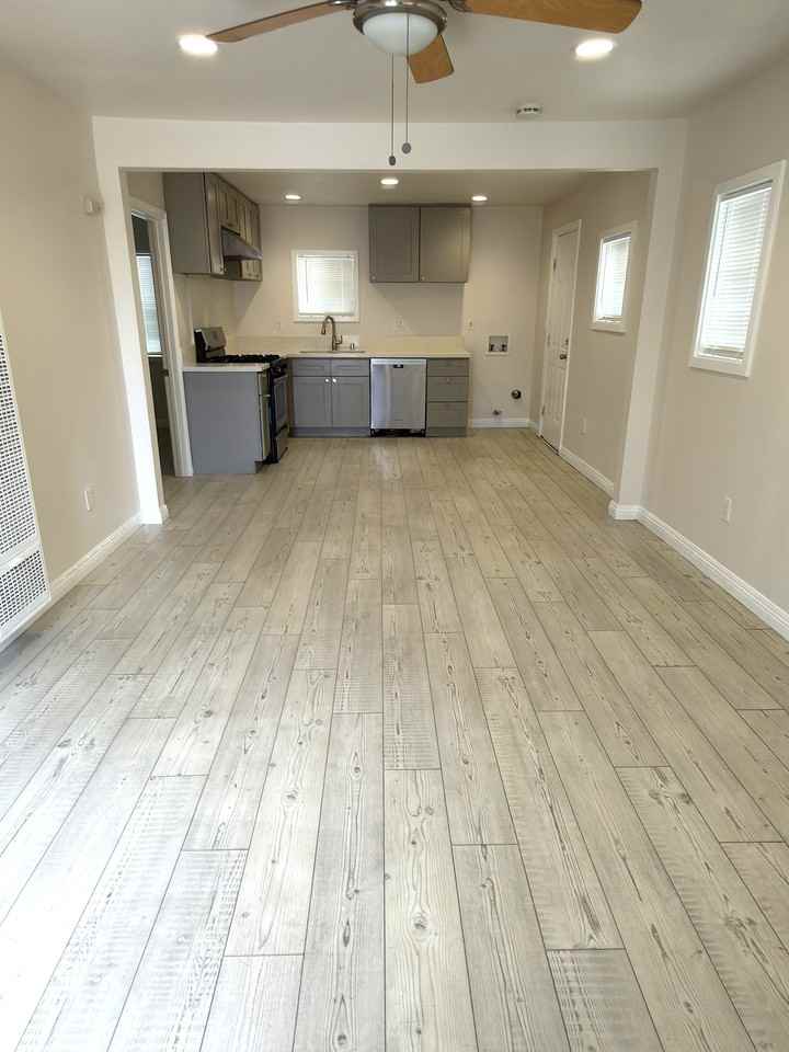 1603 W 60th Pl #1603 - Photo 5 of 20