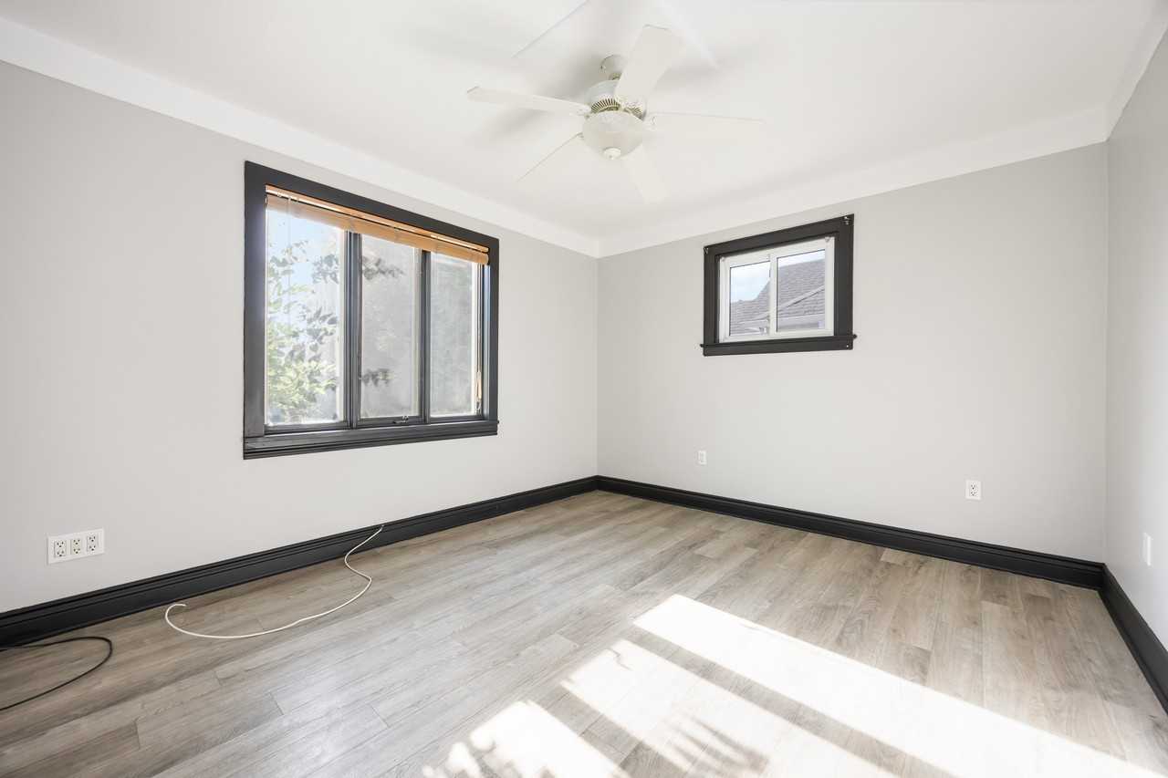 315 Collingwood St - Photo 3 of 18