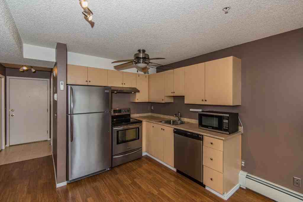 321, 1717 60 St. SE - Photo 2 of 9