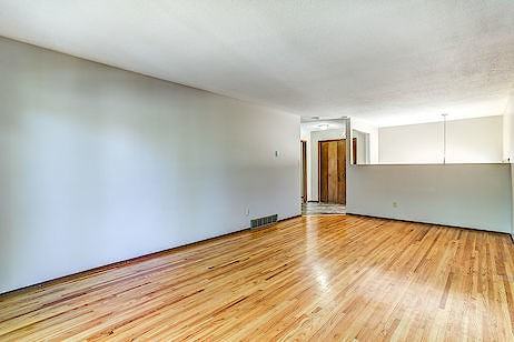 A, 1009 McKinnon Drive Northeast - Photo 5 of 18