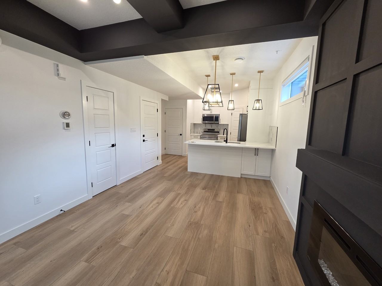 11521 67 St Nw - Photo 4 of 18
